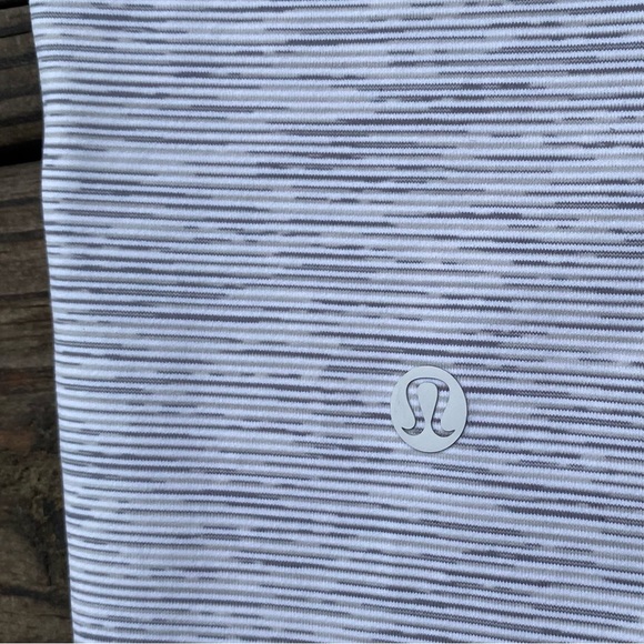 Lululemon On The Fly Crop Pant - Picture 4 of 10